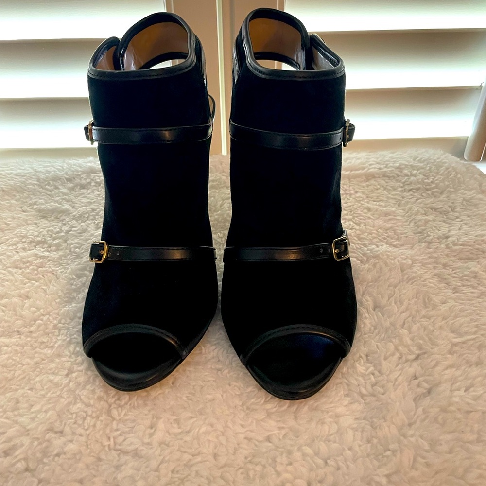 Brand New in box AnnTaylor Kendal Black Suede Leather Strap Bootie Pump size 6.5